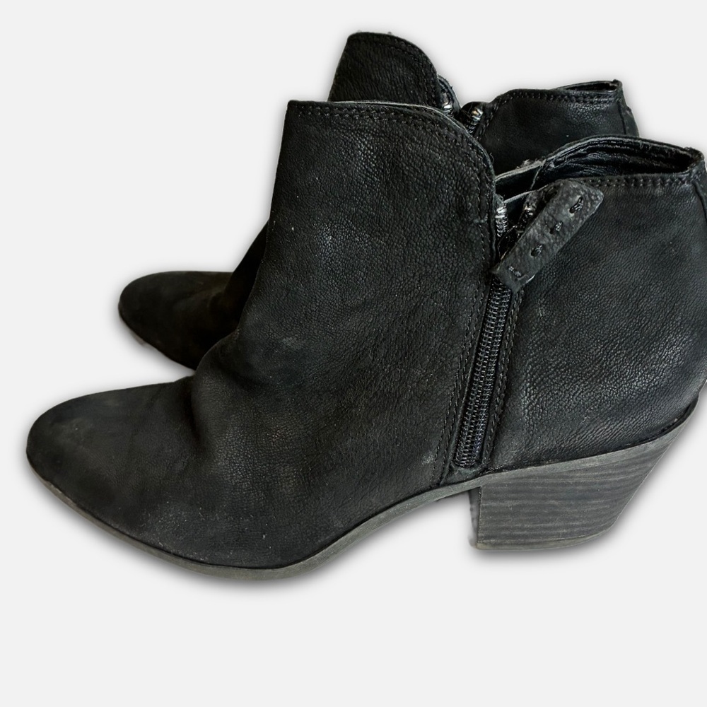 Frye | Judith Black Leather Zip Ankle Booties